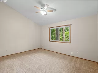 Photo #4: 236655638 Listing 