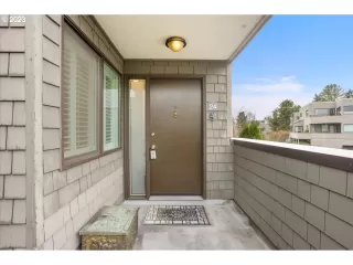 More Details about MLS # 23665764 : 5630 S RIVERSIDE LN 24