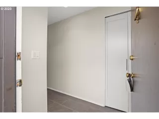 Photo #1: 23665764 Listing