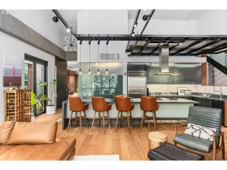 Photo #6: 23665942 Listing 