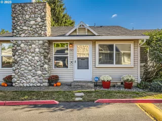 Photo #3: 23666107 Listing 