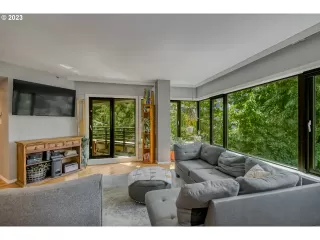 Photo #2: 23666493 Listing 