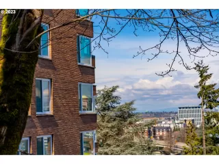 Photo #1: 23669222 Listing 