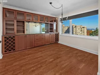 Photo #1: 23672253 Listing 