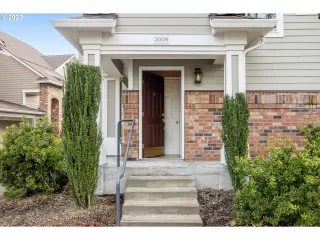 Photo #2: 23673898 Listing