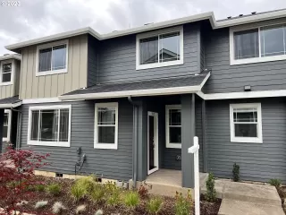 Photo #1: 23674319 Listing