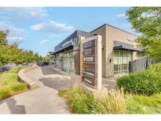 Photo #3: 23675507 Listing 