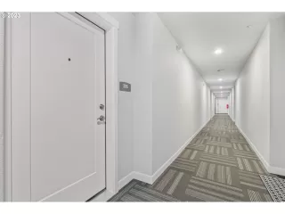 Photo #2: 23675877 Listing