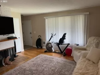 Photo #2: 23676920 Listing 