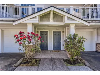 Photo #2: 23678068 Listing