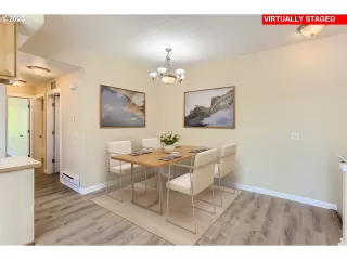 Photo #5: 23678068 Listing