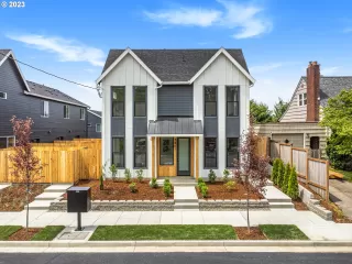 Photo #1: 23678411 Listing