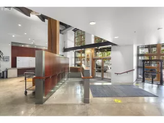 Photo #1: 23678440 Listing