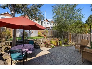 Photo #3: 23678570 Listing