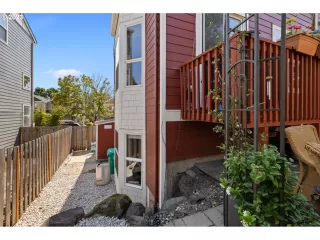 Photo #5: 23678570 Listing