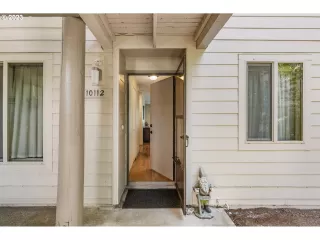 Photo #3: 23678830 Listing 