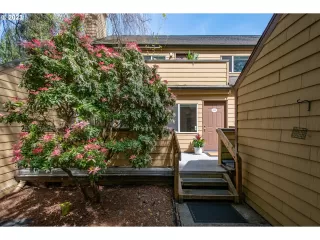 Photo #2: 23678956 Listing 