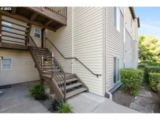 Photo #3: 23678983 Listing 