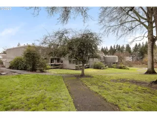 Photo #1: 23679420 Listing 