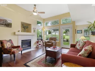 Photo #4: 23680362 Listing 