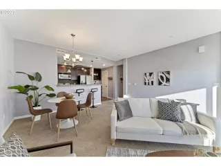 Photo #3: 23680521 Listing