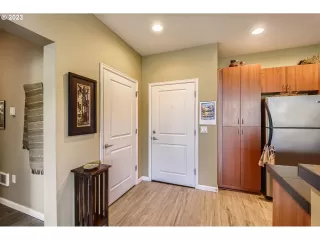 Photo #1: 23682917 Listing