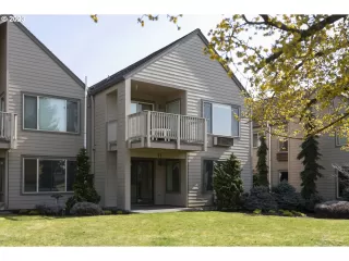 Photo #3: 23684657 Listing