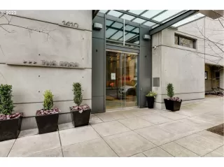 Photo #2: 23685073 Listing 