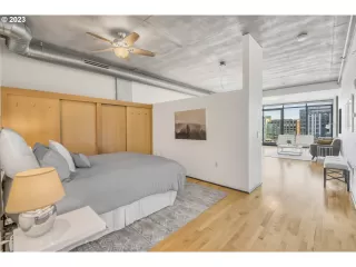 Photo #6: 23685073 Listing 