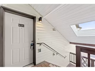 Photo #1: 23687577 Listing 