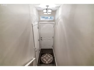 Photo #5: 23687813 Listing 