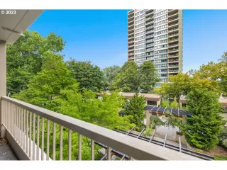 Photo #6: 23688493 Listing 