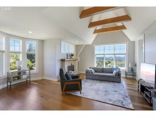 Photo #3: 23689455 Listing 