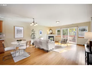 Photo #1: 23690036 Listing