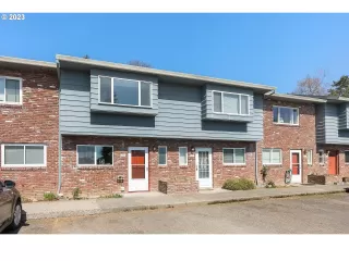 Photo #2: 23690144 Listing