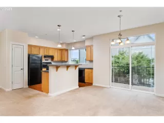 Photo #6: 23692620 Listing 