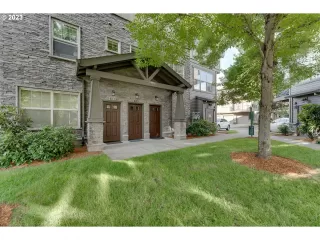 Photo #1: 23693357 Listing