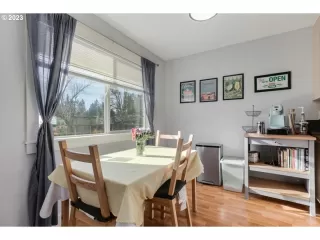 Photo #3: 23693592 Listing 