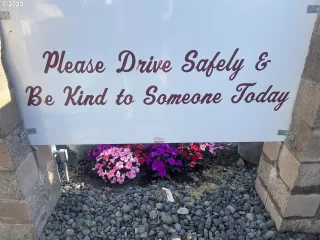 Photo #2: 23693851 Listing