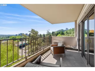 Photo #1: 23695221 Listing 