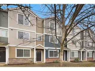 More Details about MLS # 23695886 : 10392 SW 90TH AVE