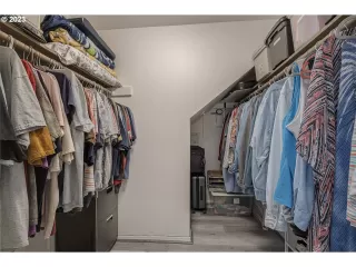 Photo #1: 23696415 Listing