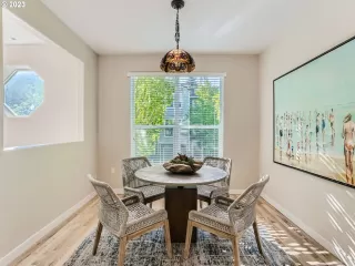 Photo #2: 23696859 Listing 