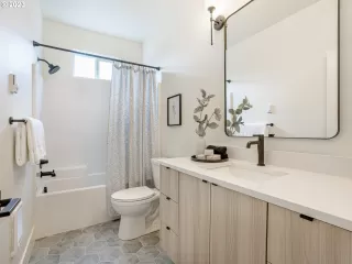 Photo #4: 23699313 Listing 