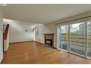 Photo #1: 237187709 Listing