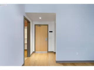 More Details about MLS # 237231849 : 3970 N INTERSTATE AVE 403