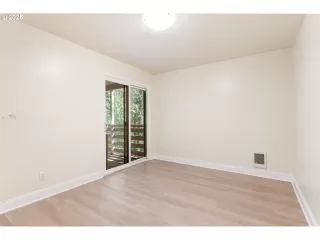 Photo #1: 237428163 Listing 