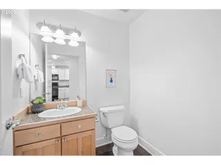 Photo #2: 237445307 Listing