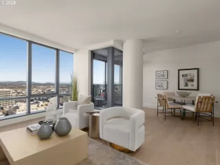 Photo #6: 238065647 Listing 