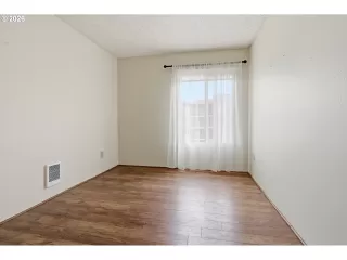 Photo #2: 238746118 Listing 